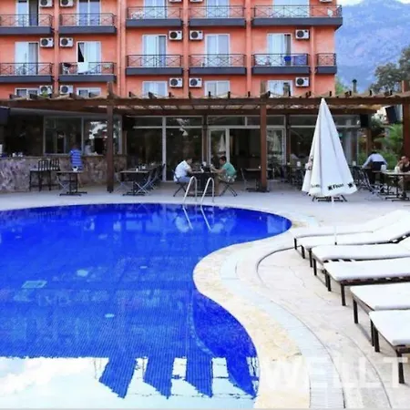 Beldibi Venus Beach ホテル 4*